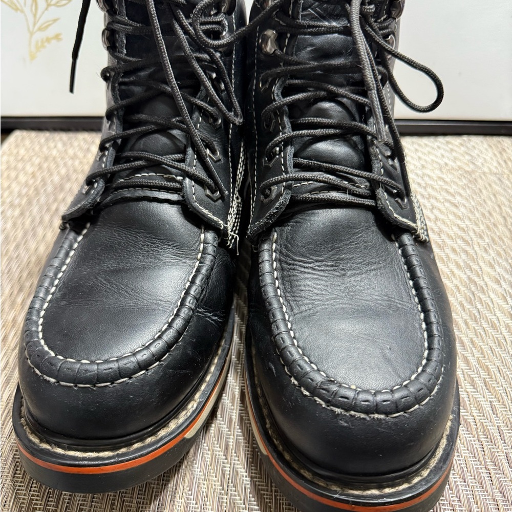 Men's Black Leather Lace-Up Boots SZ 9  Box 10